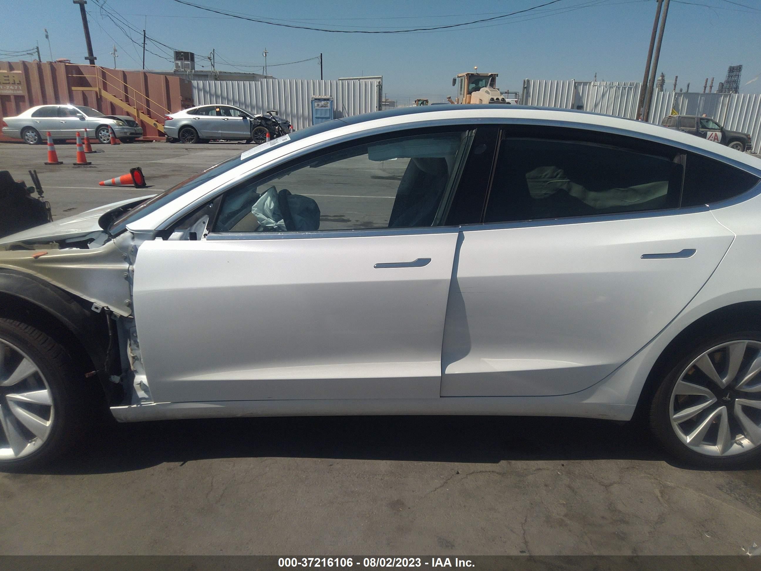 Photo 13 VIN: 5YJ3E1EA4LF614271 - TESLA MODEL 3 