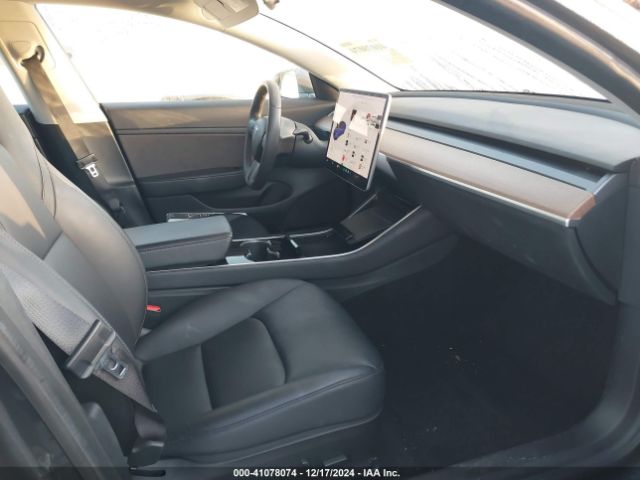 Photo 4 VIN: 5YJ3E1EA4LF643897 - TESLA MODEL 3 