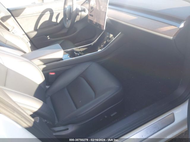 Photo 4 VIN: 5YJ3E1EA4LF804197 - TESLA MODEL 3 