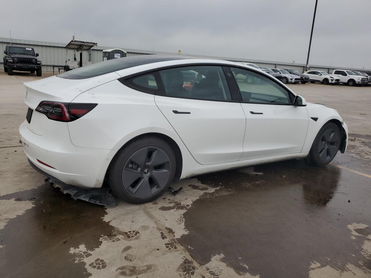 Photo 2 VIN: 5YJ3E1EA4MF017140 - TESLA MODEL 3 