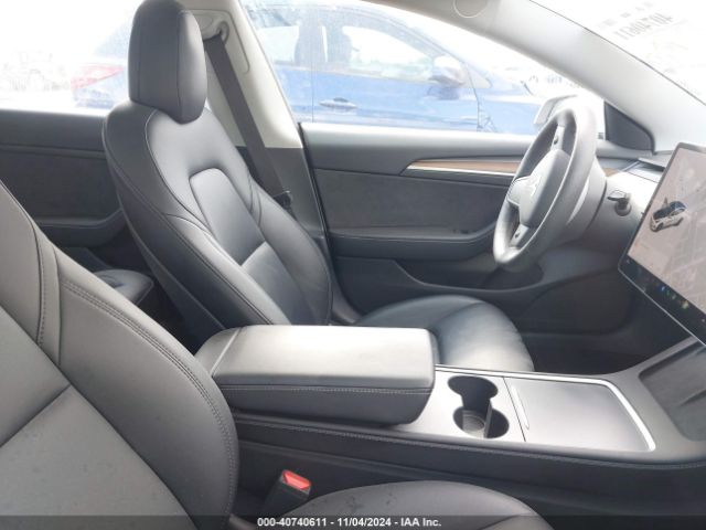 Photo 4 VIN: 5YJ3E1EA4MF098284 - TESLA MODEL 3 