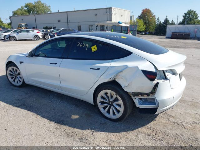 Photo 2 VIN: 5YJ3E1EA4NF120849 - TESLA MODEL 3 