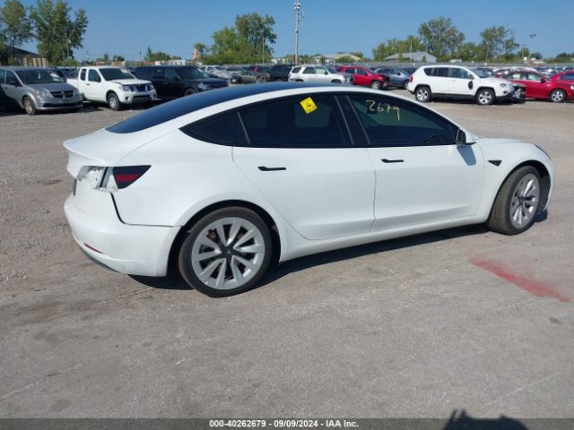 Photo 3 VIN: 5YJ3E1EA4NF120849 - TESLA MODEL 3 