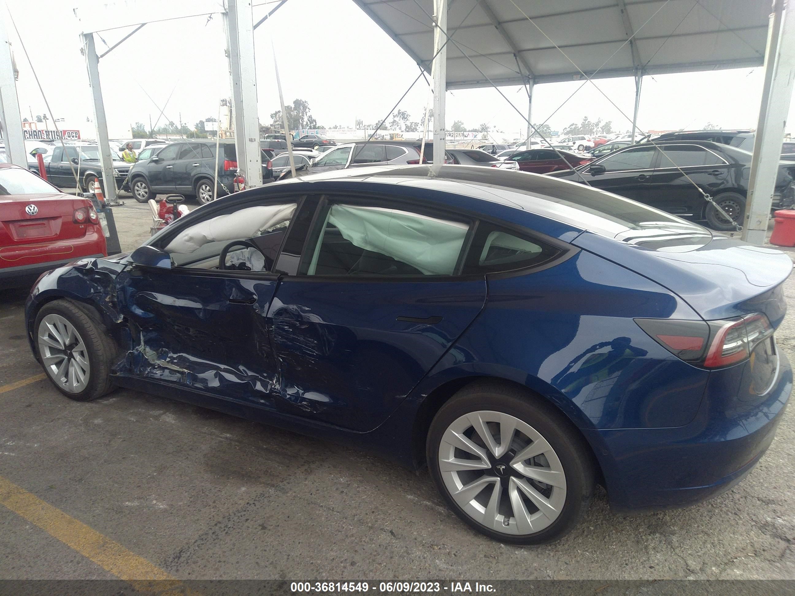 Photo 11 VIN: 5YJ3E1EA4NF250680 - TESLA MODEL 3 