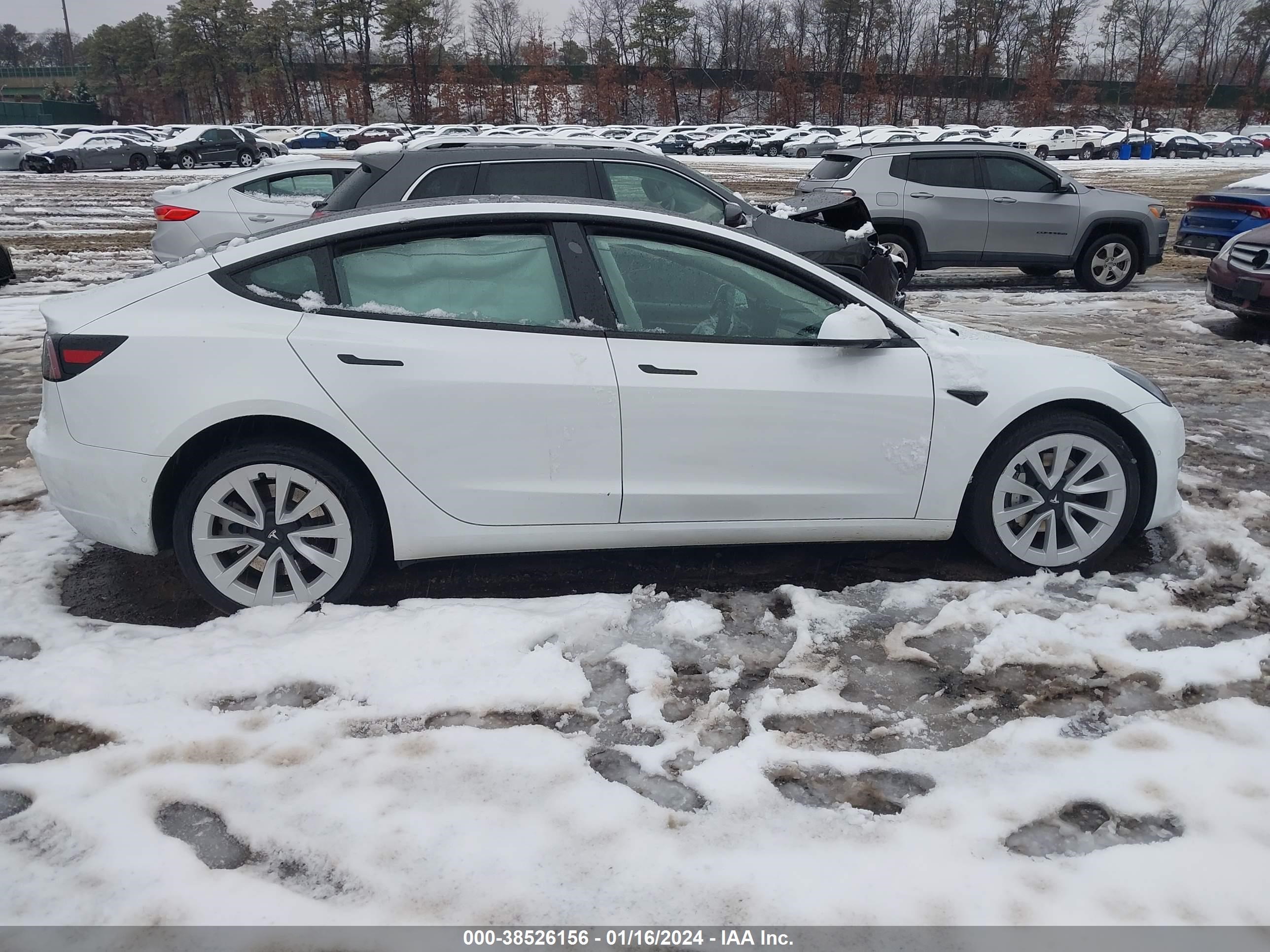 Photo 11 VIN: 5YJ3E1EA4NF368468 - TESLA MODEL 3 