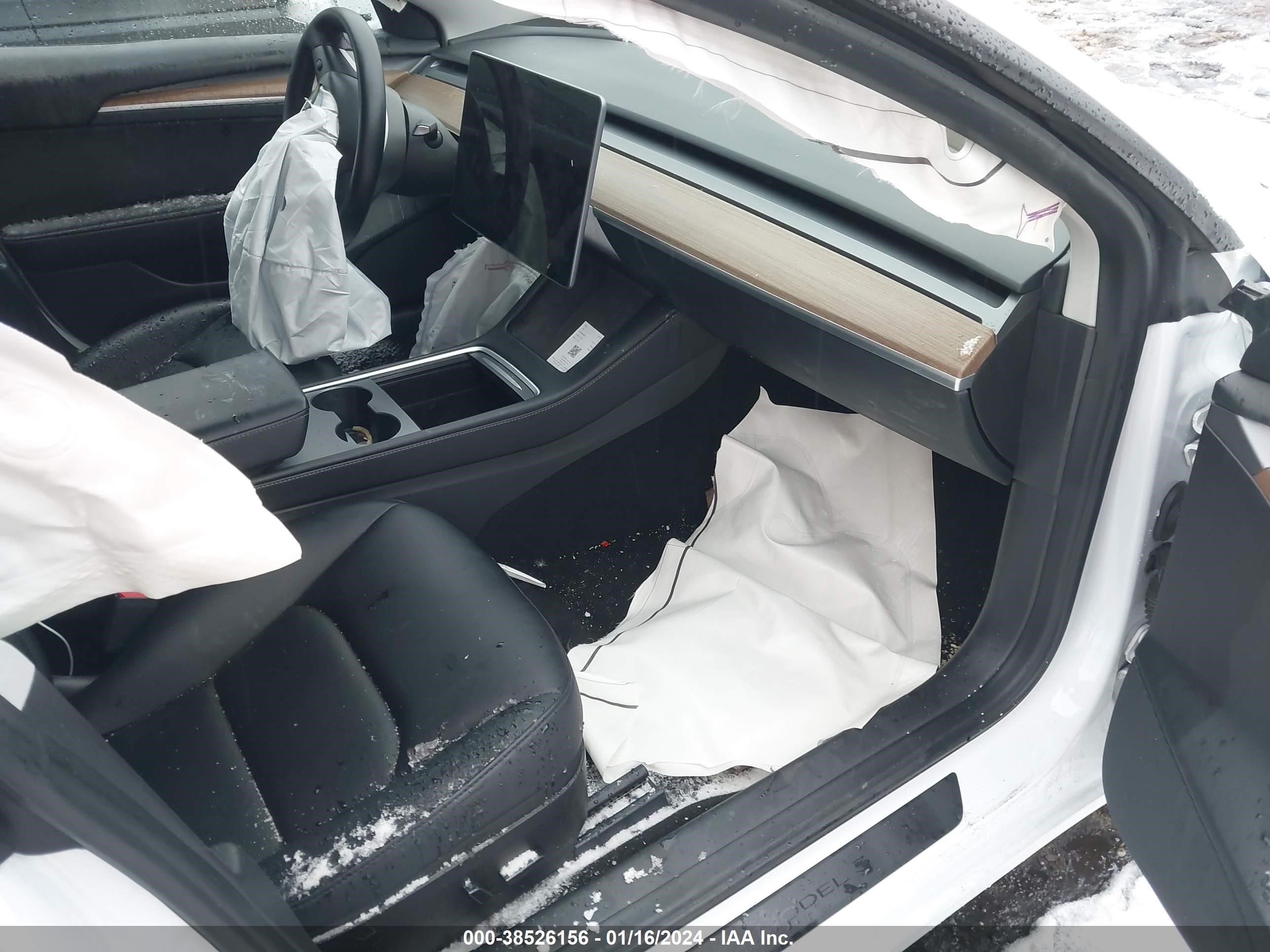 Photo 4 VIN: 5YJ3E1EA4NF368468 - TESLA MODEL 3 