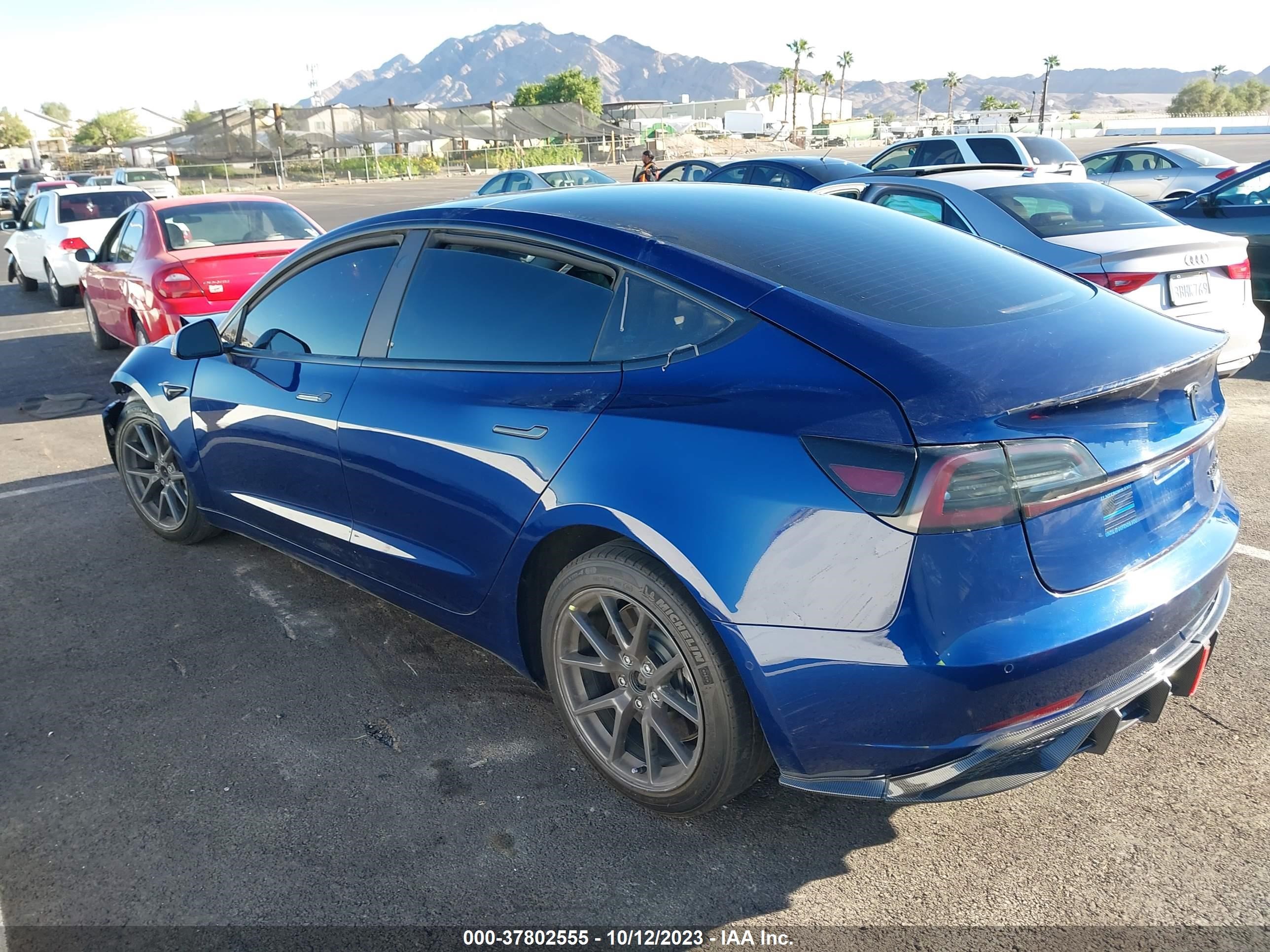 Photo 2 VIN: 5YJ3E1EA4NF375257 - TESLA MODEL 3 