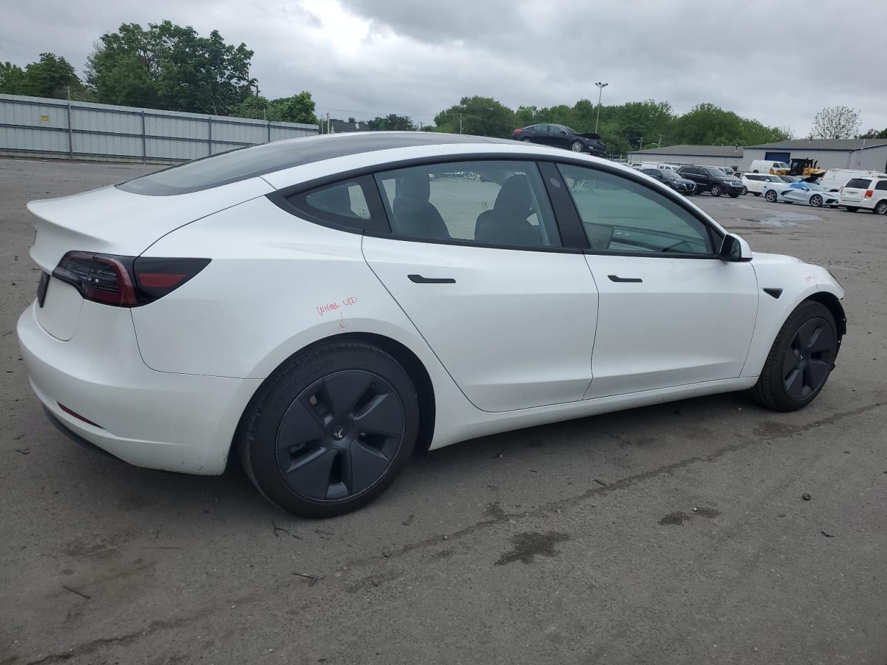 Photo 2 VIN: 5YJ3E1EA4PF400807 - TESLA MODEL 3 