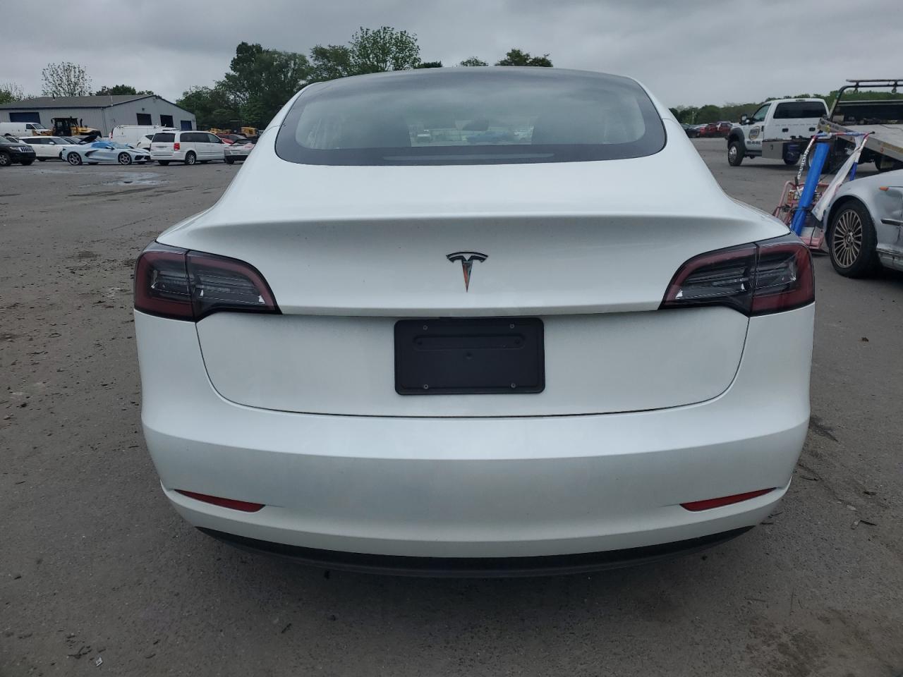 Photo 5 VIN: 5YJ3E1EA4PF400807 - TESLA MODEL 3 