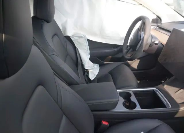 Photo 4 VIN: 5YJ3E1EA4PF401584 - TESLA MODEL 3 