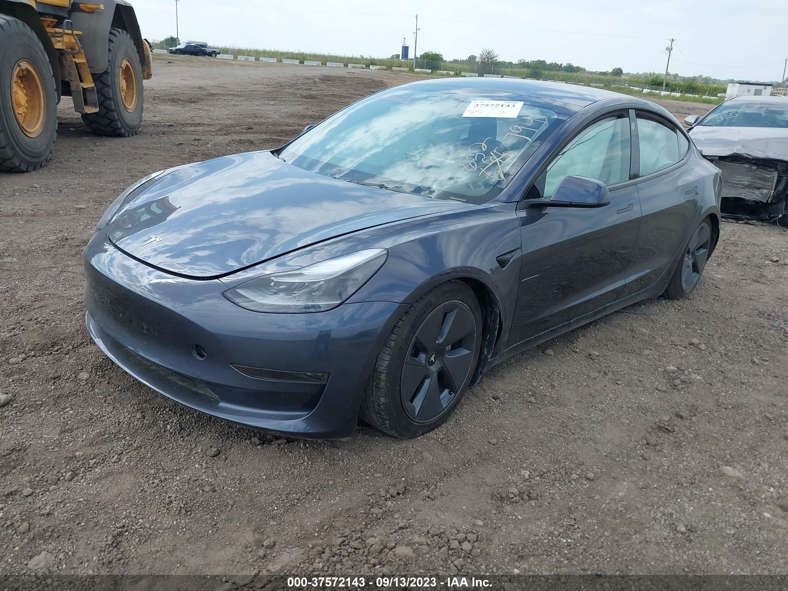 Photo 1 VIN: 5YJ3E1EA4PF403075 - TESLA MODEL 3 