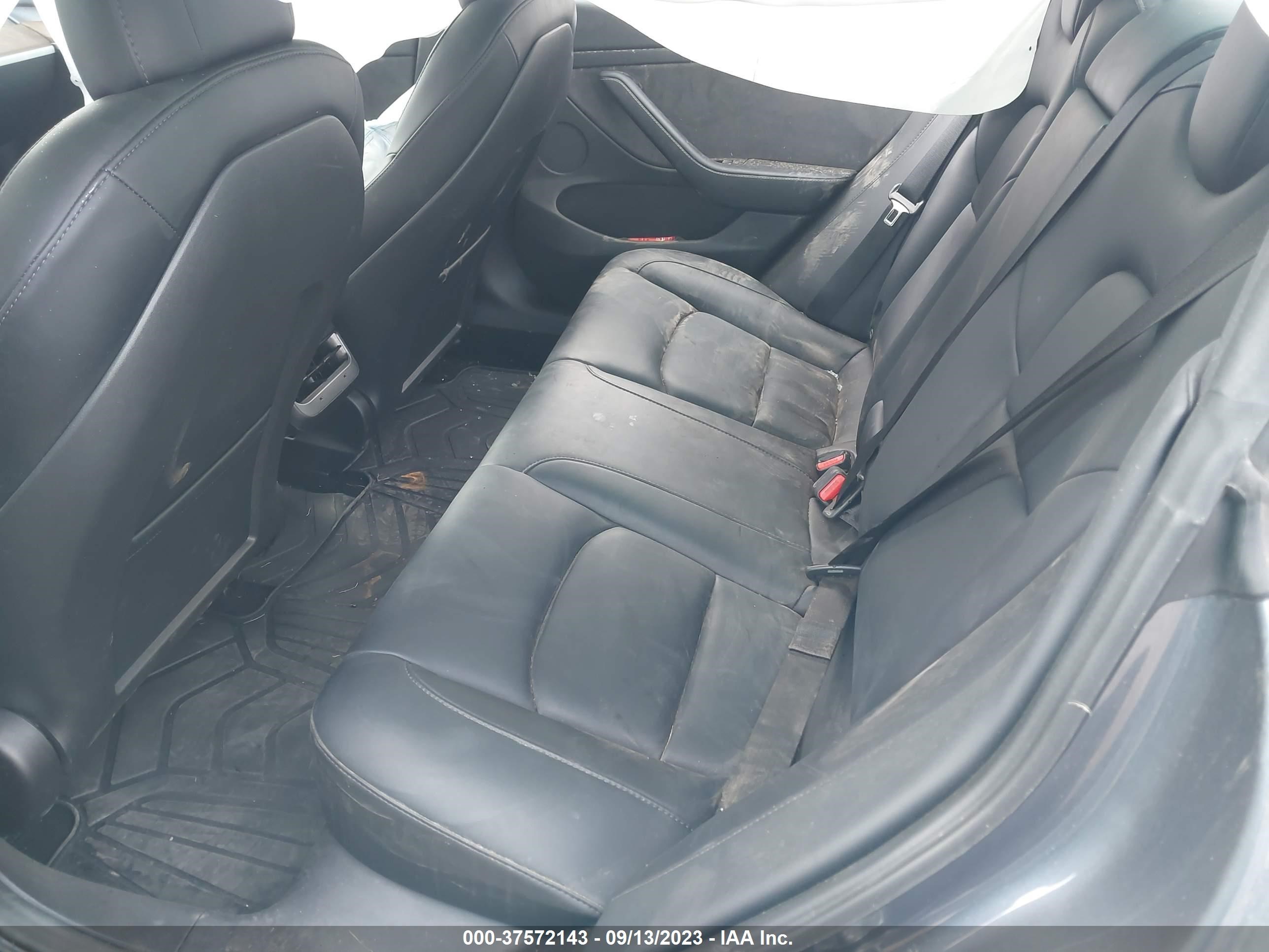 Photo 7 VIN: 5YJ3E1EA4PF403075 - TESLA MODEL 3 