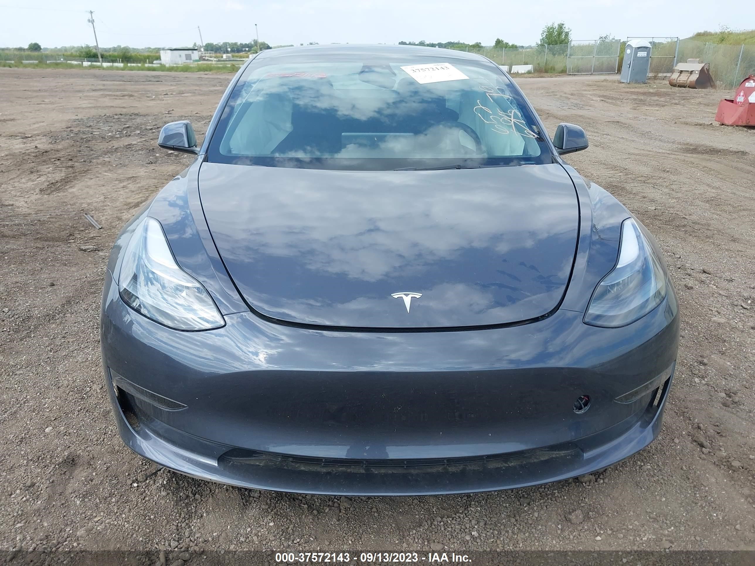 Photo 9 VIN: 5YJ3E1EA4PF403075 - TESLA MODEL 3 