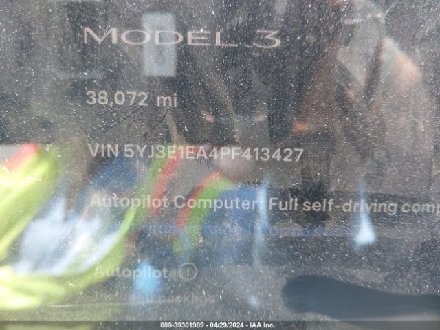 Photo 6 VIN: 5YJ3E1EA4PF413427 - TESLA MODEL 3 