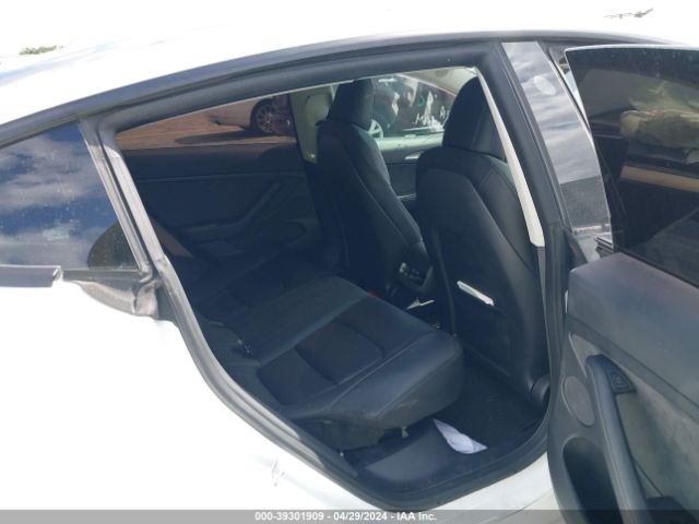 Photo 7 VIN: 5YJ3E1EA4PF413427 - TESLA MODEL 3 