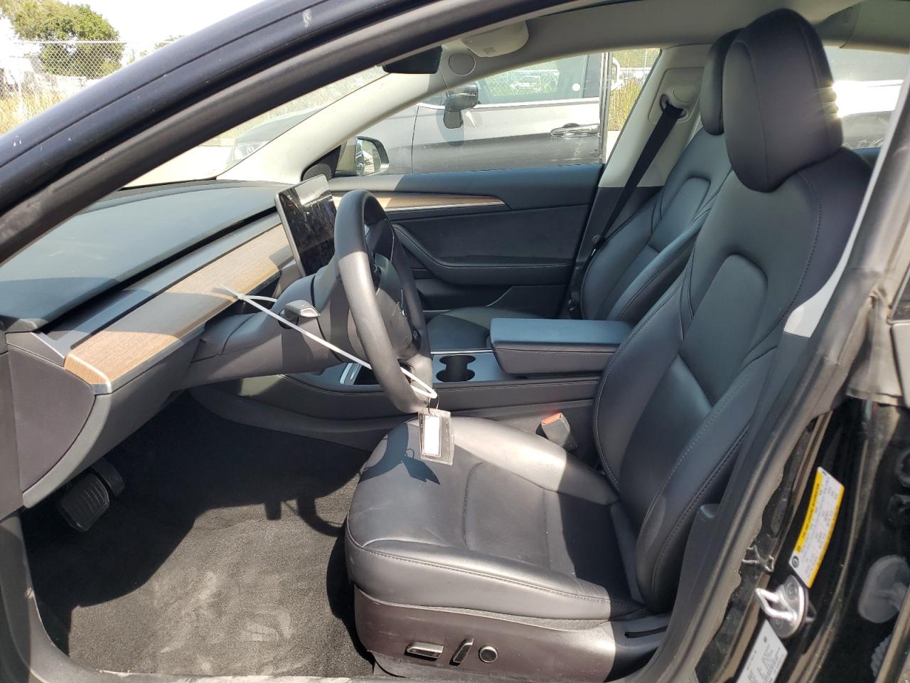 Photo 6 VIN: 5YJ3E1EA4PF430566 - TESLA MODEL 3 