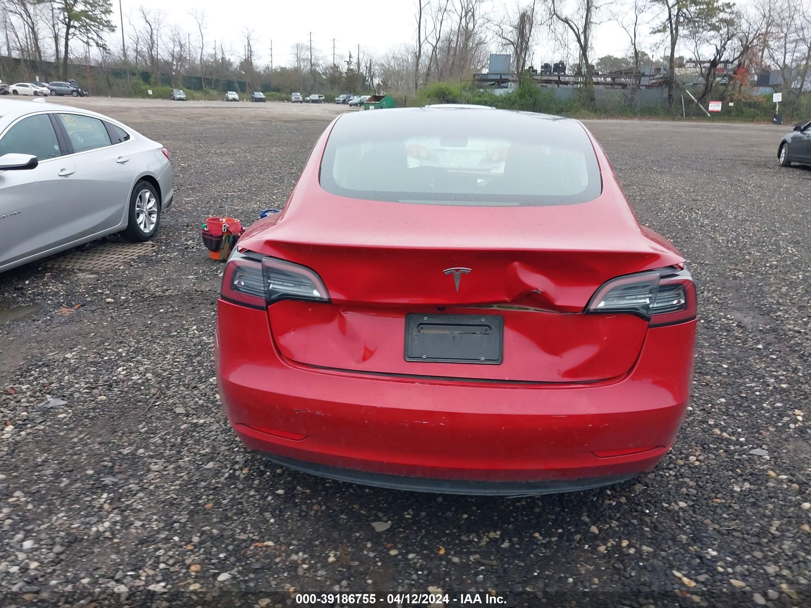 Photo 15 VIN: 5YJ3E1EA4PF438666 - TESLA MODEL 3 