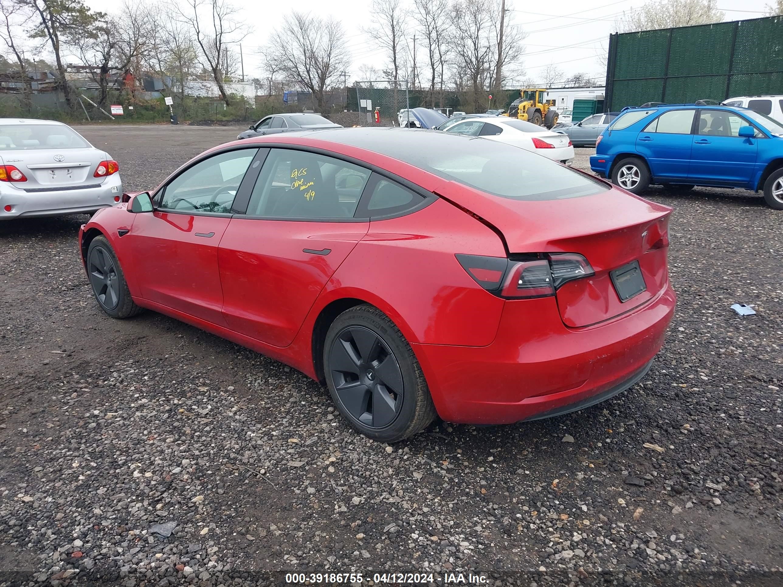 Photo 2 VIN: 5YJ3E1EA4PF438666 - TESLA MODEL 3 