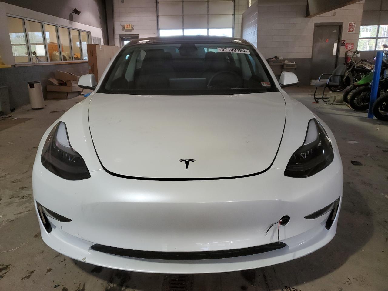 Photo 4 VIN: 5YJ3E1EA4PF479184 - TESLA MODEL 3 