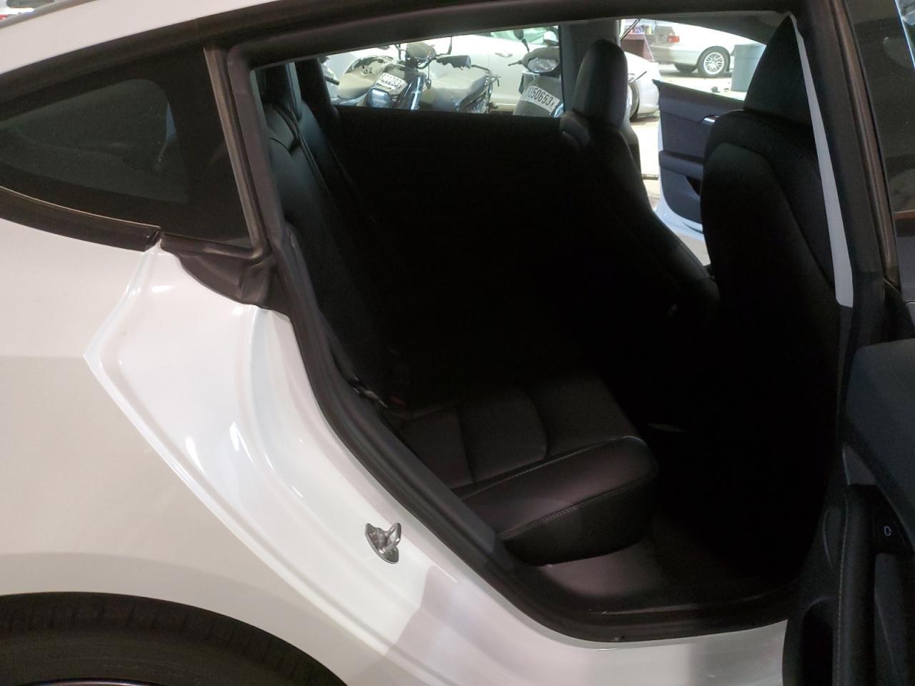 Photo 9 VIN: 5YJ3E1EA4PF479184 - TESLA MODEL 3 