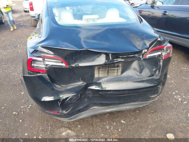 Photo 5 VIN: 5YJ3E1EA4PF554885 - TESLA MODEL 3 