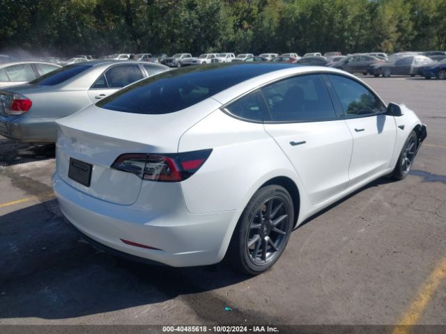 Photo 3 VIN: 5YJ3E1EA4PF562095 - TESLA MODEL 3 