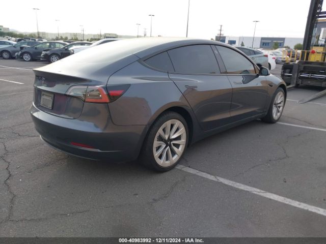 Photo 3 VIN: 5YJ3E1EA4PF563215 - TESLA MODEL 3 