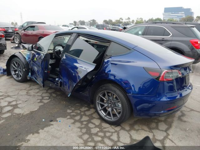 Photo 2 VIN: 5YJ3E1EA4PF570360 - TESLA MODEL 3 