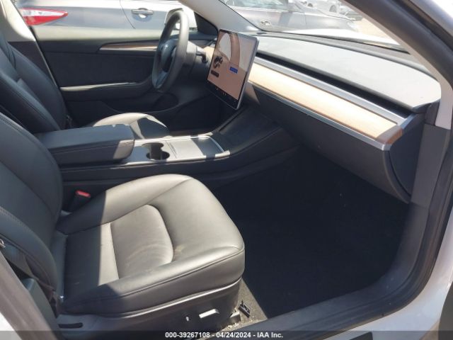 Photo 4 VIN: 5YJ3E1EA4PF602109 - TESLA MODEL 3 