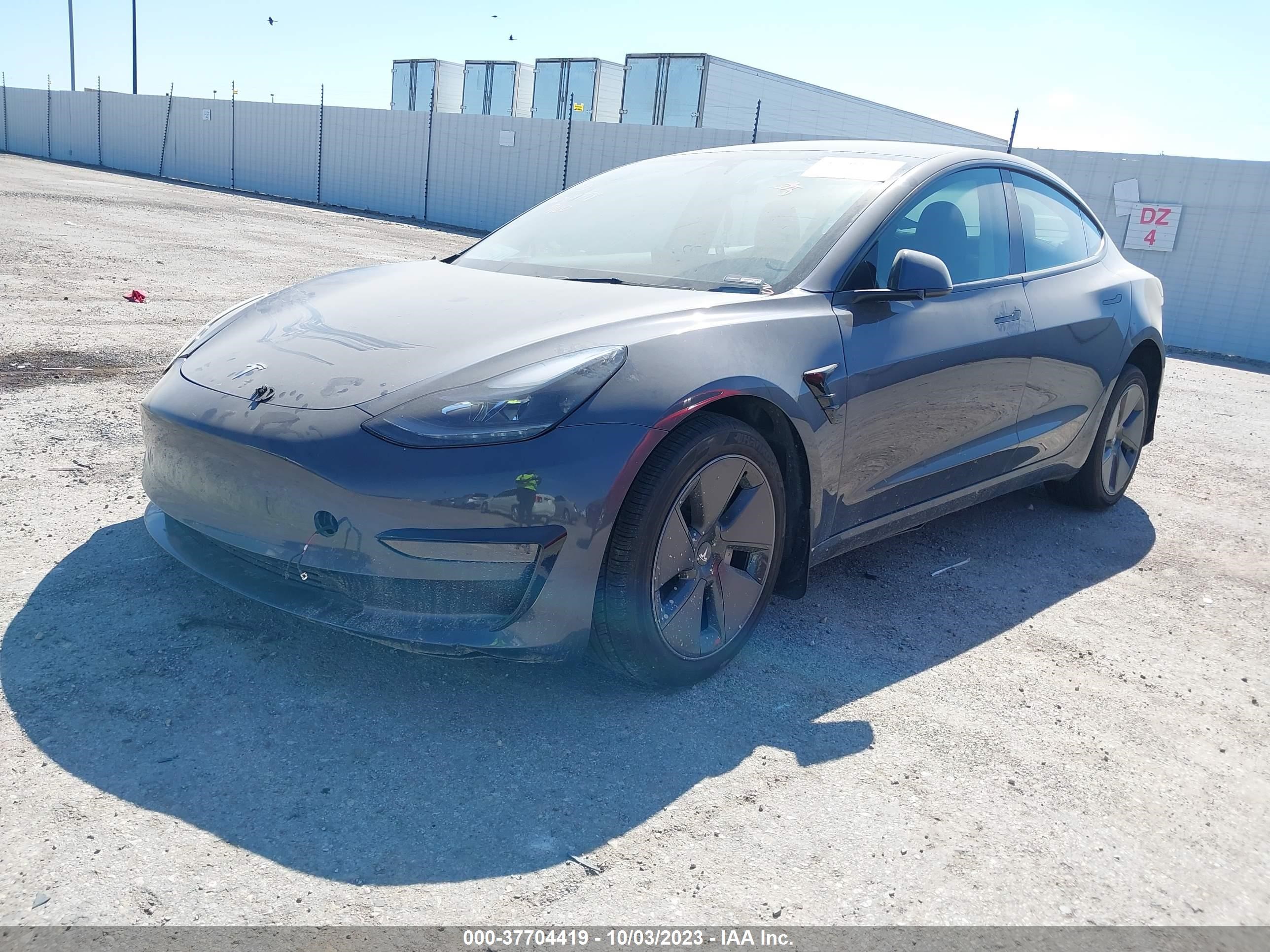 Photo 1 VIN: 5YJ3E1EA4PF613269 - TESLA MODEL 3 