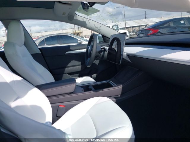 Photo 4 VIN: 5YJ3E1EA4PF652430 - TESLA MODEL 3 