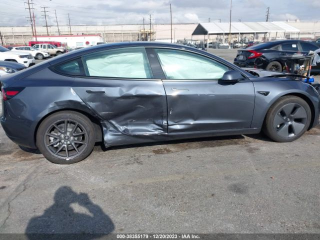 Photo 5 VIN: 5YJ3E1EA4PF652430 - TESLA MODEL 3 