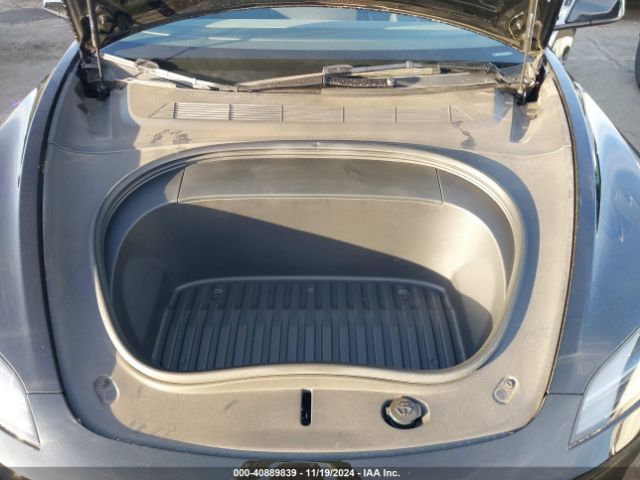 Photo 9 VIN: 5YJ3E1EA4RF747945 - TESLA MODEL 3 