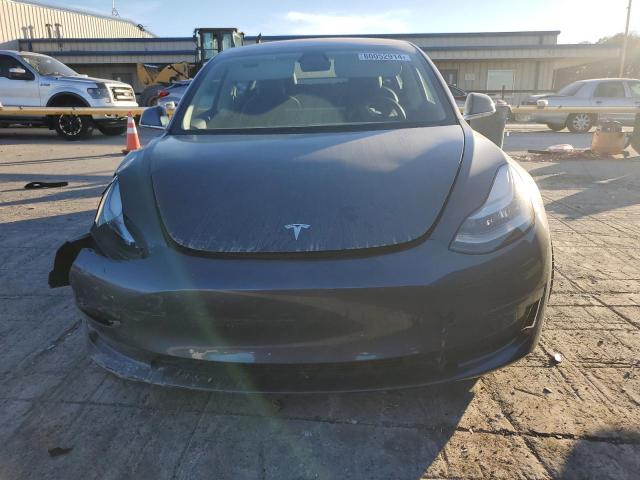 Photo 4 VIN: 5YJ3E1EA5JF028188 - TESLA MODEL 3 