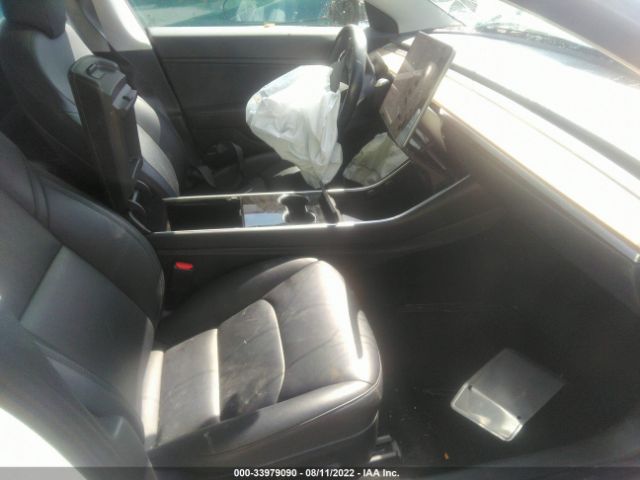 Photo 4 VIN: 5YJ3E1EA5JF035268 - TESLA MODEL 3 