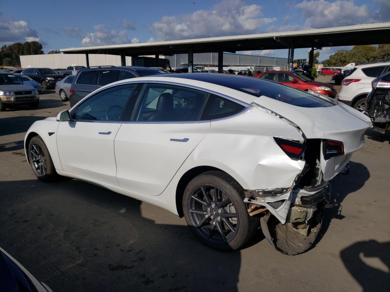 Photo 1 VIN: 5YJ3E1EA5JF039594 - TESLA MODEL 3 