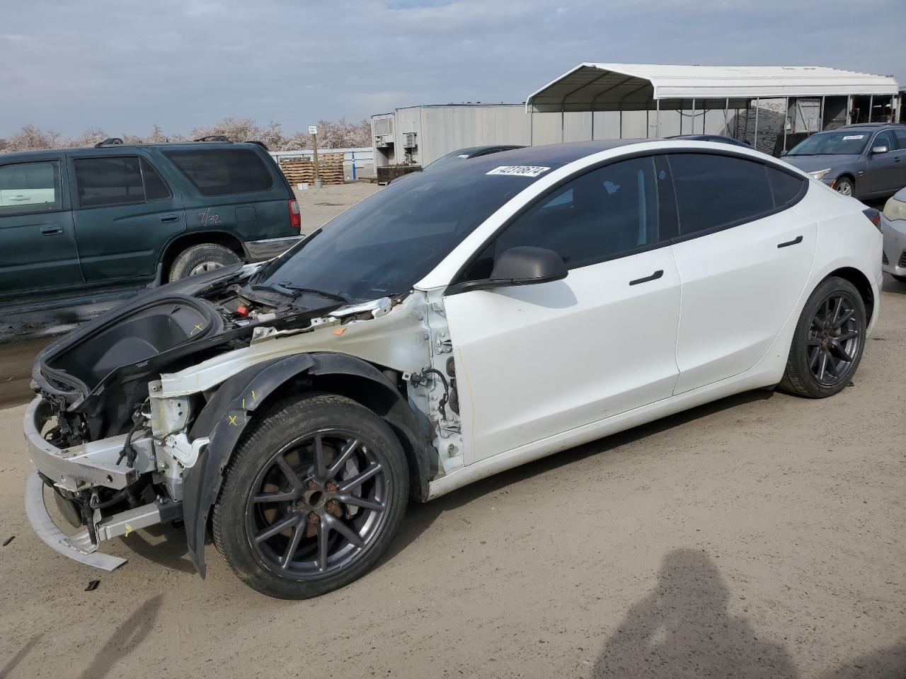 Photo 0 VIN: 5YJ3E1EA5JF063491 - TESLA MODEL 3 