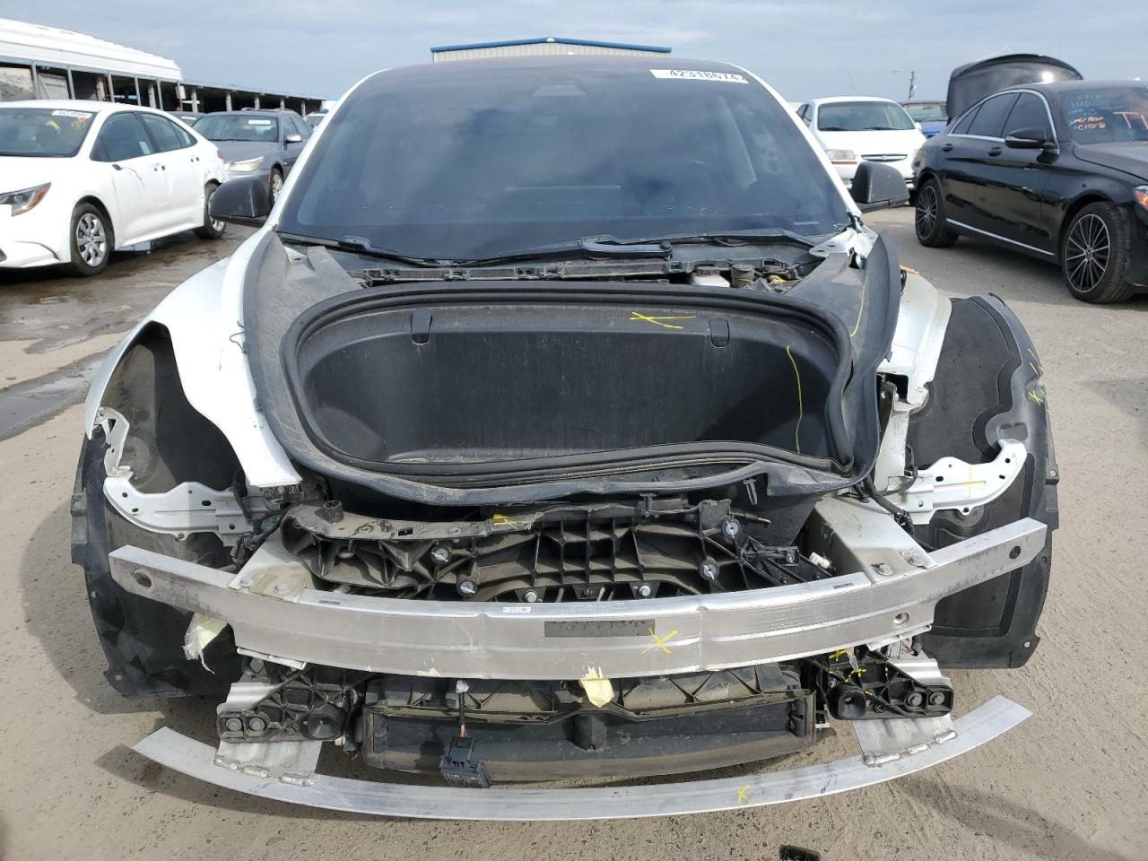 Photo 4 VIN: 5YJ3E1EA5JF063491 - TESLA MODEL 3 