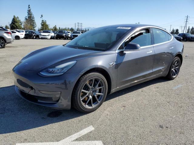 Photo 0 VIN: 5YJ3E1EA5JF077570 - TESLA MODEL 3 