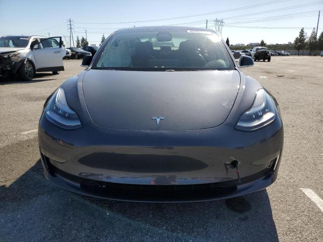 Photo 4 VIN: 5YJ3E1EA5JF077570 - TESLA MODEL 3 