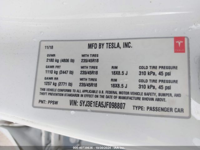 Photo 8 VIN: 5YJ3E1EA5JF098807 - TESLA MODEL 3 