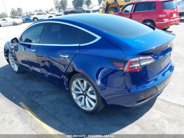 Photo 2 VIN: 5YJ3E1EA5JF110194 - TESLA MODEL 3 