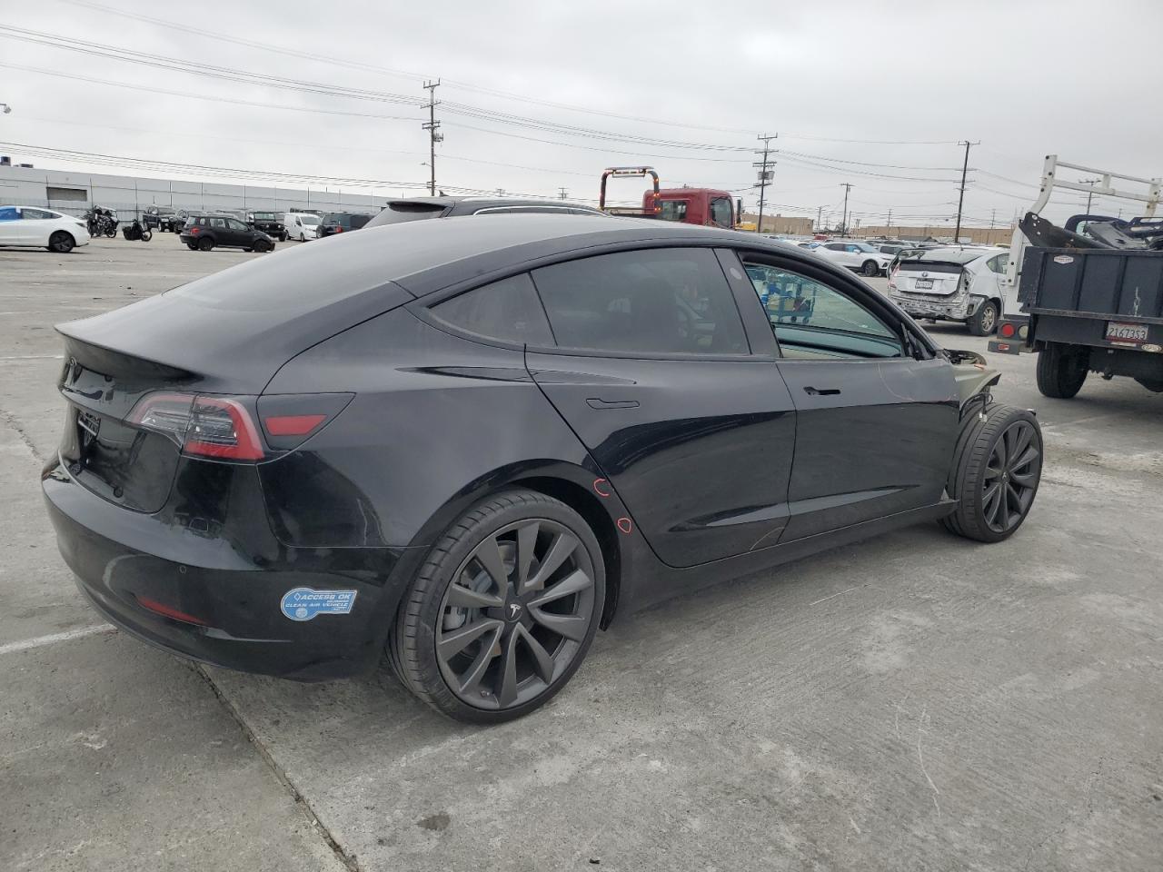 Photo 2 VIN: 5YJ3E1EA5JF122667 - TESLA MODEL 3 