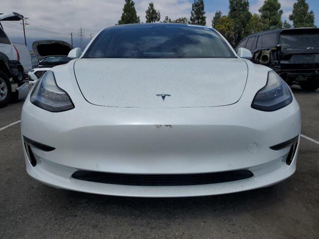 Photo 4 VIN: 5YJ3E1EA5JF164689 - TESLA MODEL 3 