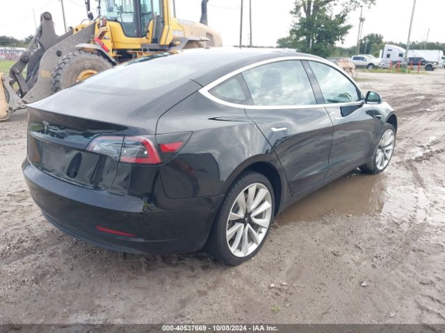 Photo 3 VIN: 5YJ3E1EA5JF169889 - TESLA MODEL 3 