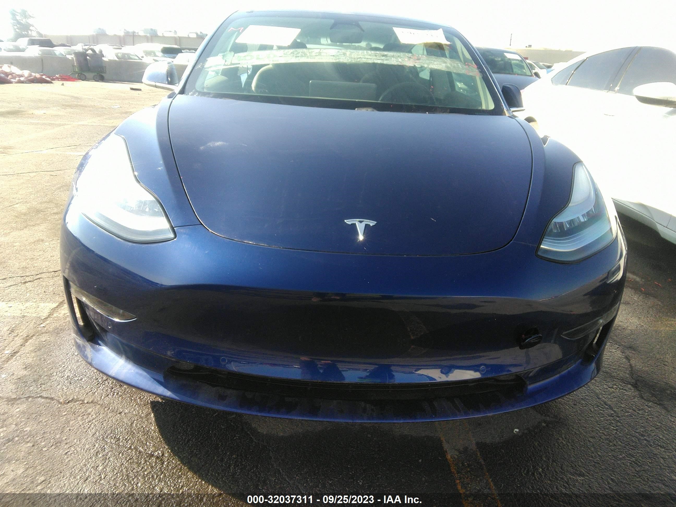 Photo 11 VIN: 5YJ3E1EA5KF190372 - TESLA MODEL 3 