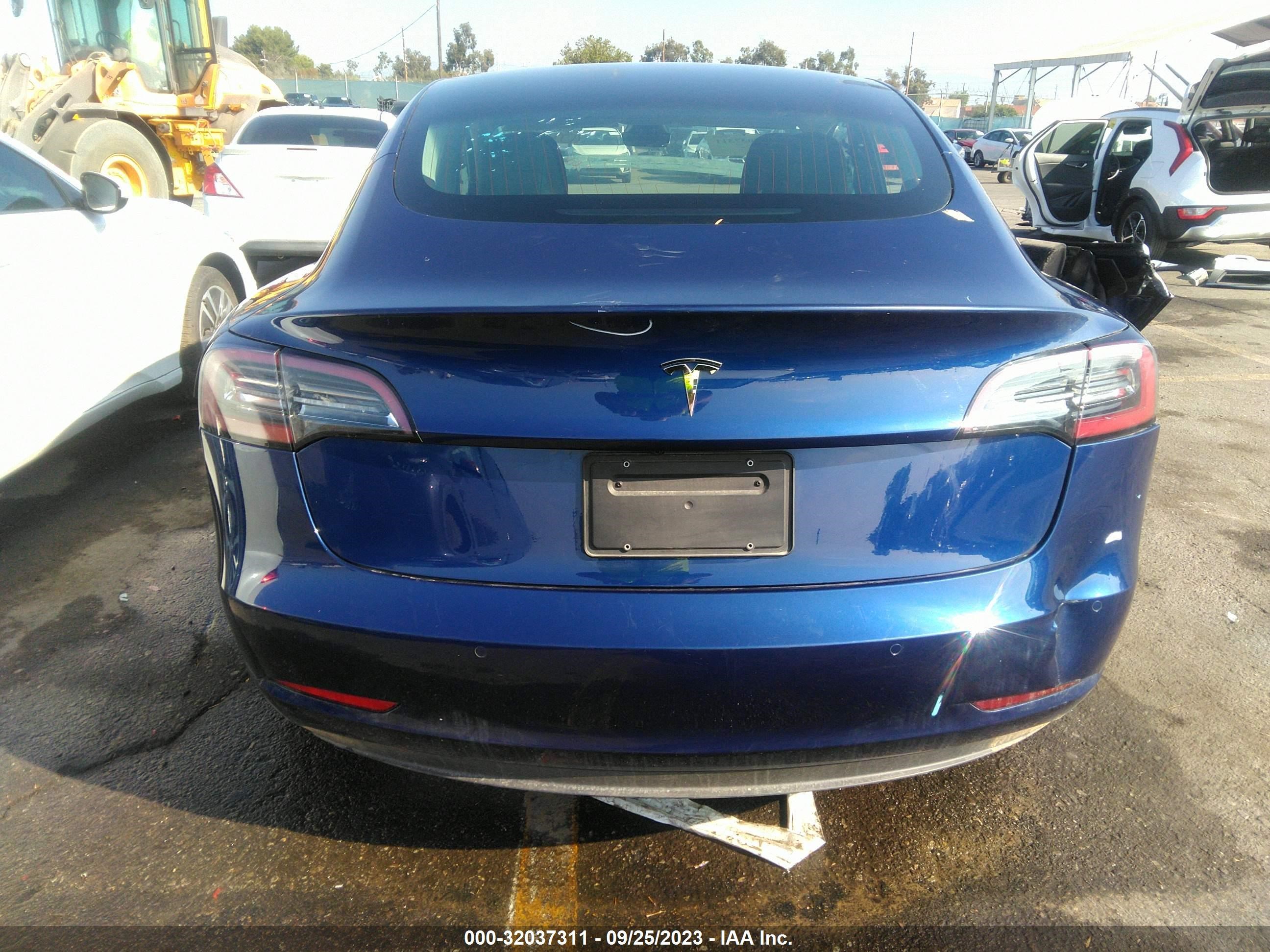 Photo 14 VIN: 5YJ3E1EA5KF190372 - TESLA MODEL 3 