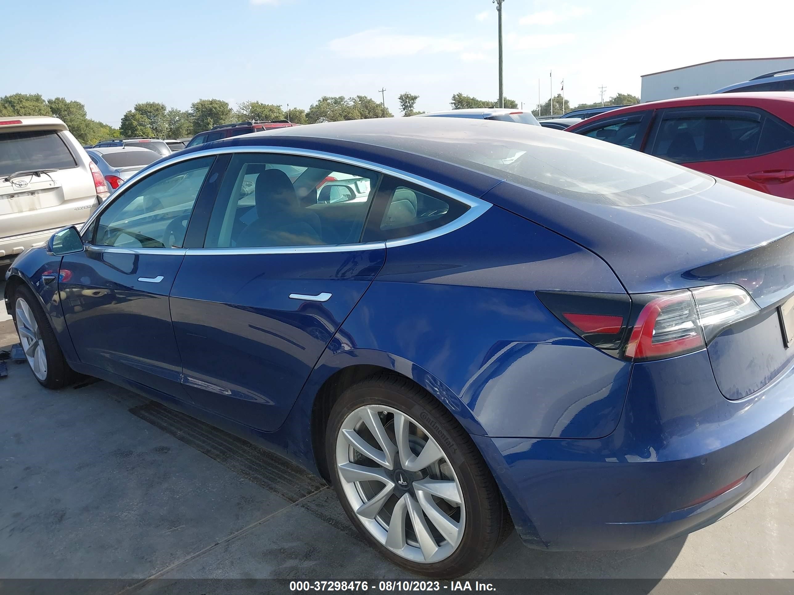 Photo 12 VIN: 5YJ3E1EA5KF311501 - TESLA MODEL 3 