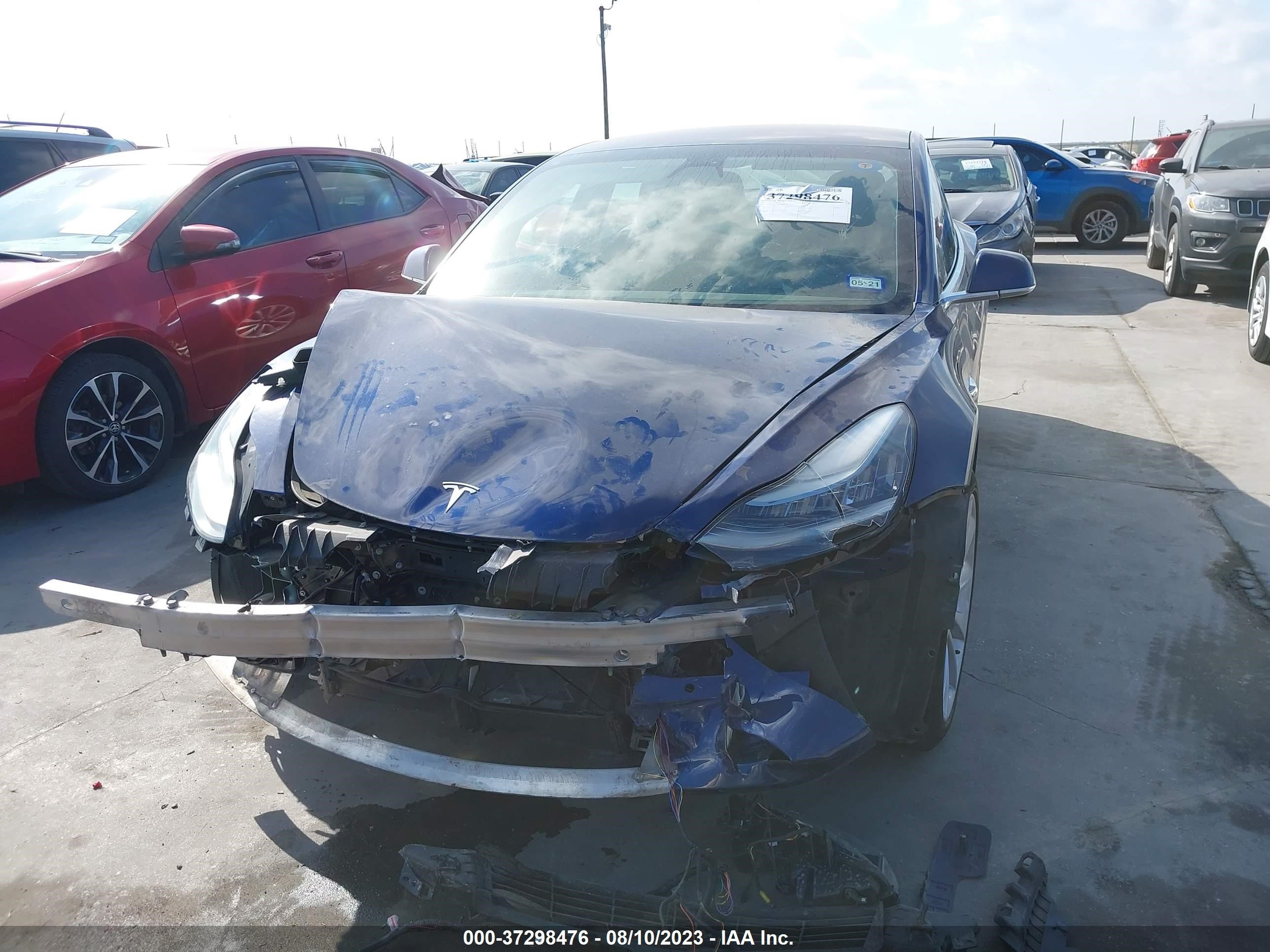 Photo 5 VIN: 5YJ3E1EA5KF311501 - TESLA MODEL 3 