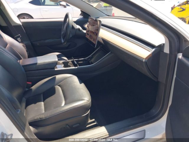 Photo 4 VIN: 5YJ3E1EA5KF485004 - TESLA MODEL 3 